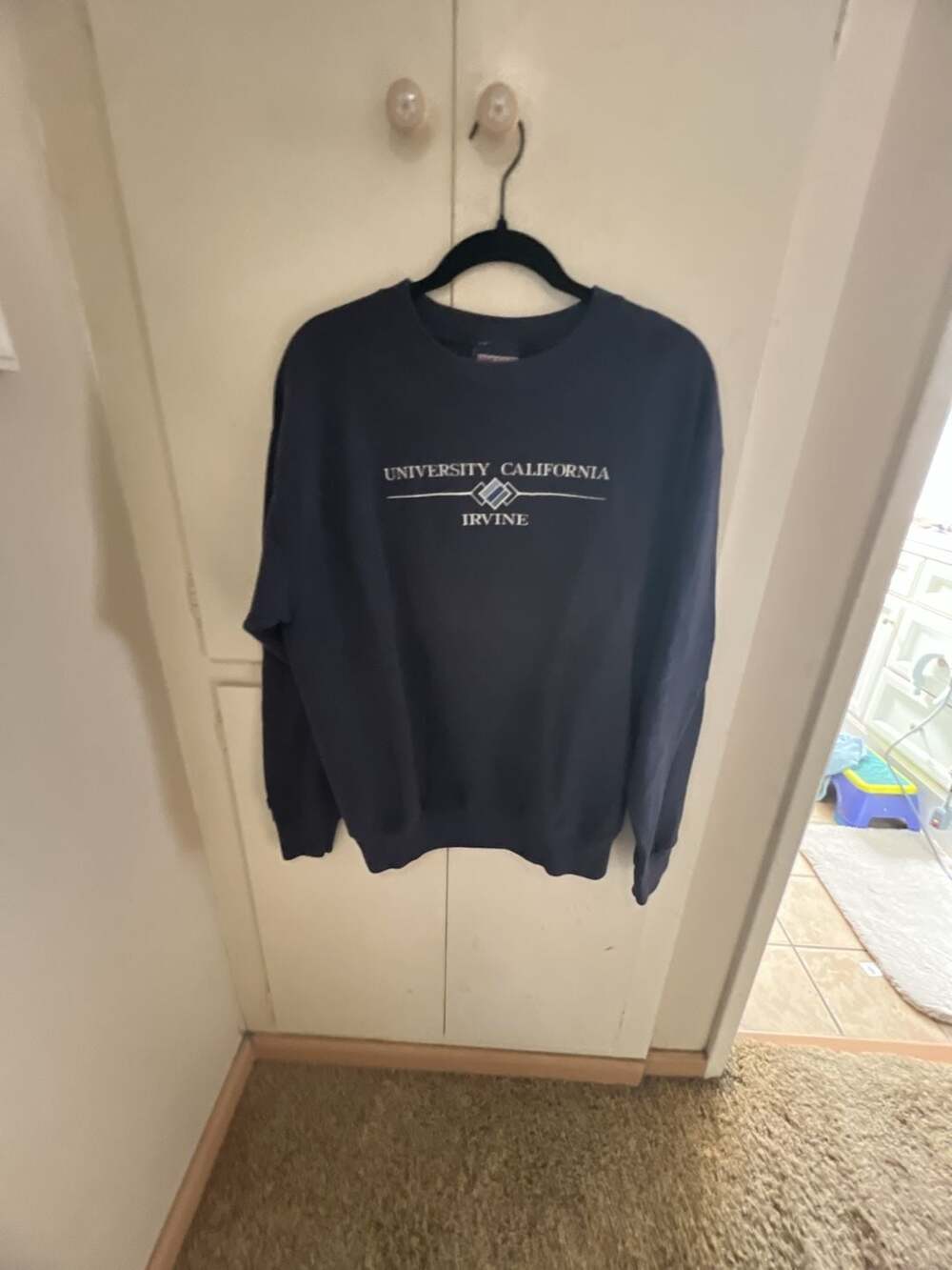 Vintage JanSport University of California Irvine Navy Crewneck Sweatshirt Medium